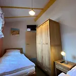 N5 Eingezaeuntes Mit Ebenerdiger Dusch By Interhome