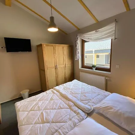 N5 Eingezaeuntes Mit Ebenerdiger Dusch By Interhome * Grosswurden