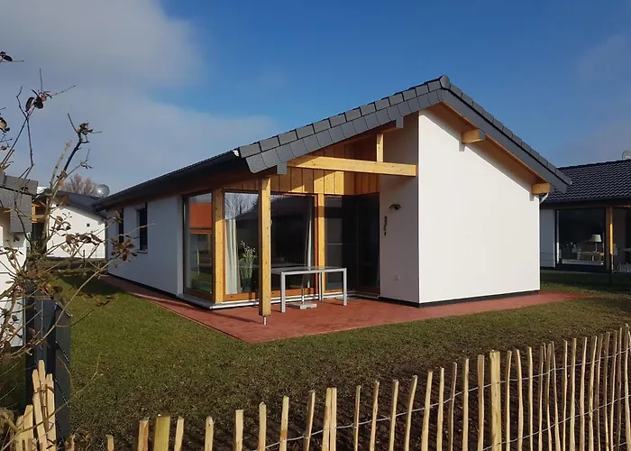 N5 Eingezaeuntes Mit Ebenerdiger Dusch By Interhome Сasa de vacaciones