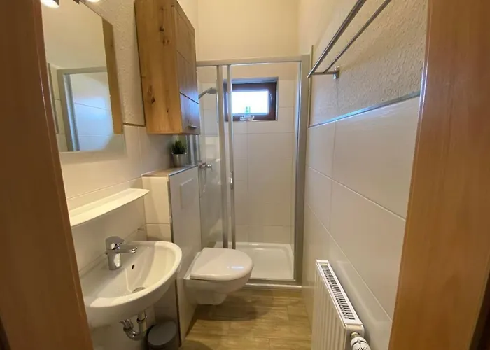 N5 Eingezaeuntes Mit Ebenerdiger Dusch By Interhome *