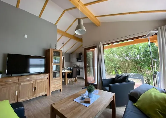 N5 Eingezaeuntes Mit Ebenerdiger Dusch By Interhome * Grosswurden